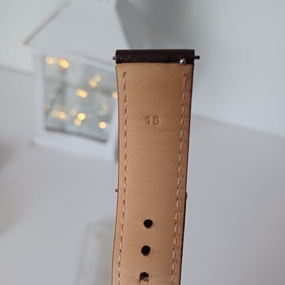 Coffee Brown Watch Band for Smart Watches with Quick Release Button Width 18 mm - Picture 4 of 7
